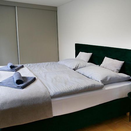 Aparthotel Brokes Lanškroun Zimmer foto